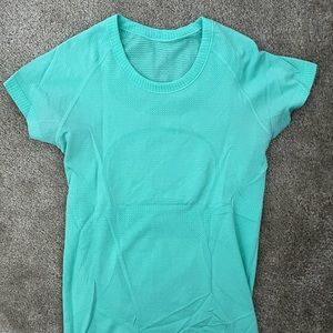Lululemon Swiftly Tech Short Sleeve Shirt